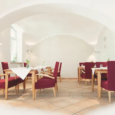 Biohotel Schlossgut Hotel Oberambach