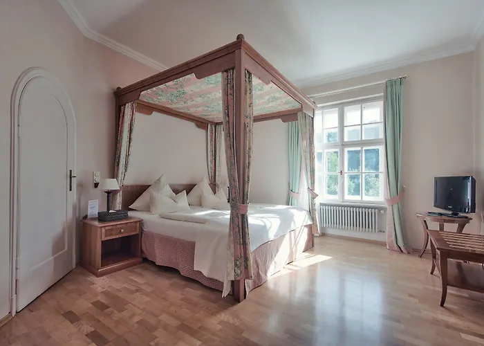 Hotel Biohotel Schlossgut Oberambach