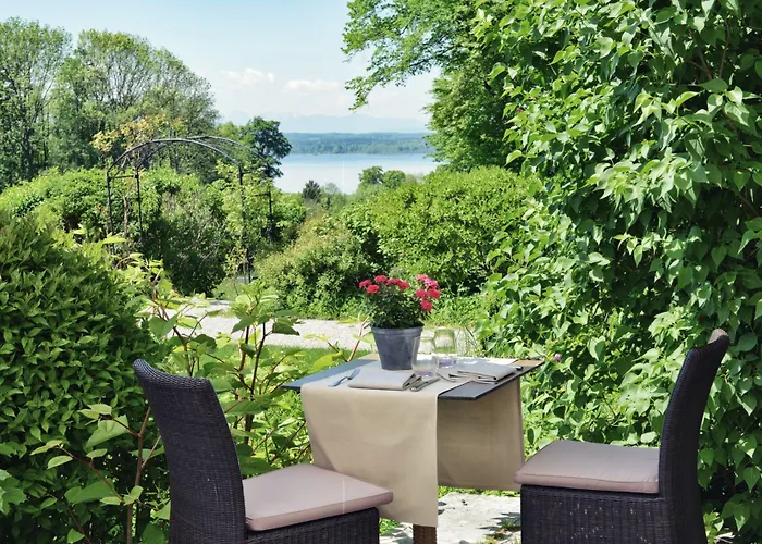 Biohotel Schlossgut Hotel Oberambach