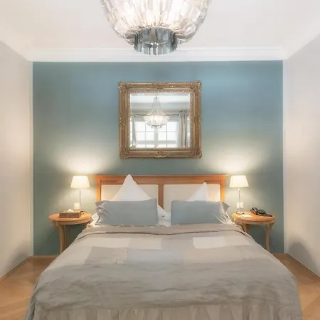 Biohotel Schlossgut מלון 4*