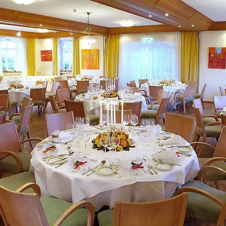 Biohotel Schlossgut 4* Oberambach