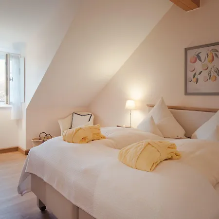 Hotel Biohotel Schlossgut Oberambach