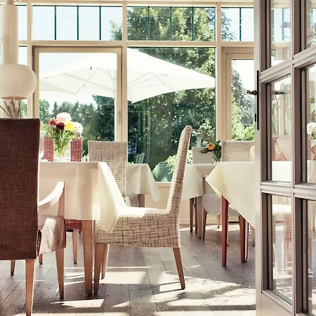 Hotel Biohotel Schlossgut Oberambach
