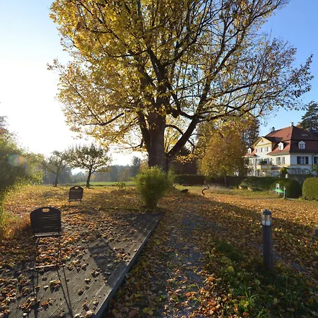 Biohotel Schlossgut 4* Münsing