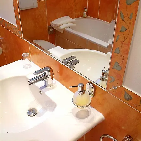 호텔 Biohotel Schlossgut 4*