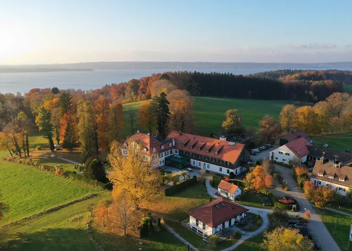 فندق Biohotel Schlossgut
